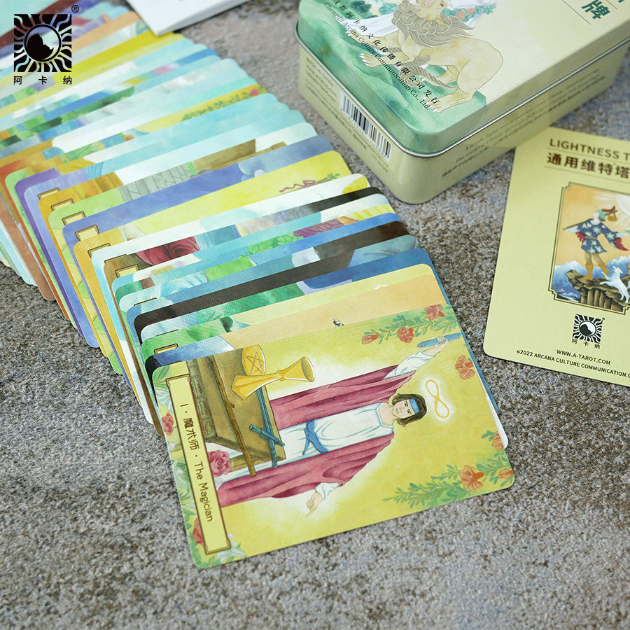 Lightness Tarot tin